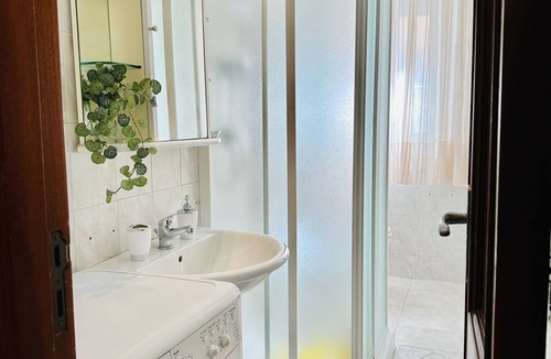 Gela Apartment | Only 8 minutes from the sea and 3 minutes from the main street