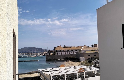 Favignana Apartment | Orange apartment 🍊