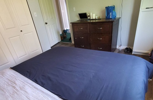 Osoyoos House | OSOYOOS Beachside Guest House short term rental and B and B