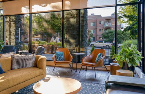 James Bay Hotel | Oswego Hotel