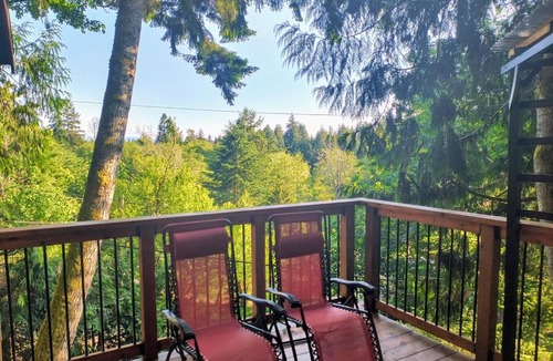 Sooke House | Owl's Perch Treehouse