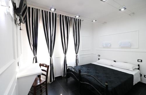 Quartiere XXX San Basilio Hostel | Palace Rome