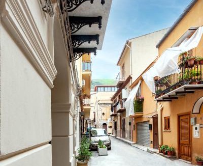 Monreale House | Palazzo al Carmine