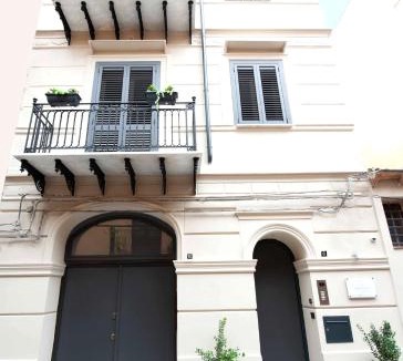Monreale House | Palazzo al Carmine