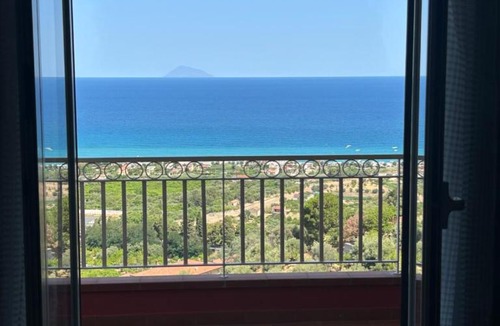 Brolo Apartment | Panorama doro