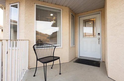Lethbridge Apartment | Paradise Canyon Golf Resort - Signature Condo 380