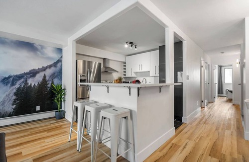 Beltline Condo | Peaceful DT Condo | Saddledome | HeatedParking