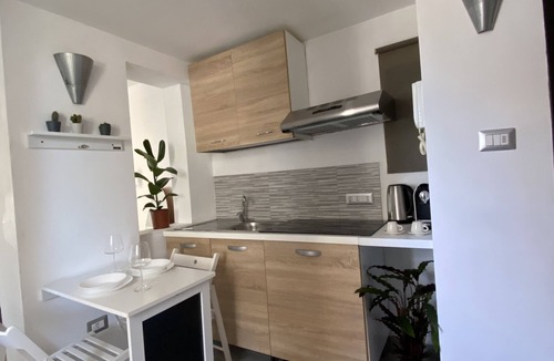 Monte Sacro Apartment | Penthouse with sunset view 5 min from Jonio metro. 6.6 km from Termini.