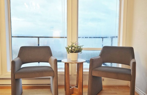 Otter Point House | Perching Gull House - Storms & Wildlife Watching Oceanfront View