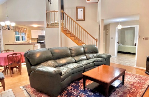 Woodlake House | Perfect for Extended Stays! First Floor Bedroom/Fenced Yard/Pet Friendly