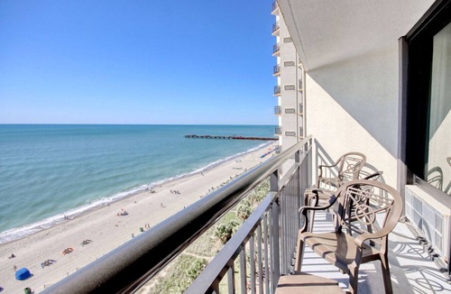 Myrtle Beach Condo | Pet Friendly, Direct Oceanfront, True One Bedroom