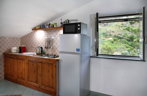 Santo Stefano di Camastra Apartment | Petreria estate 1 Sea & whirlpool
