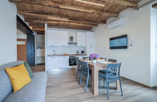 Cannero Riviera Apartment | PiancaLodge Arancio by Lago Reisen