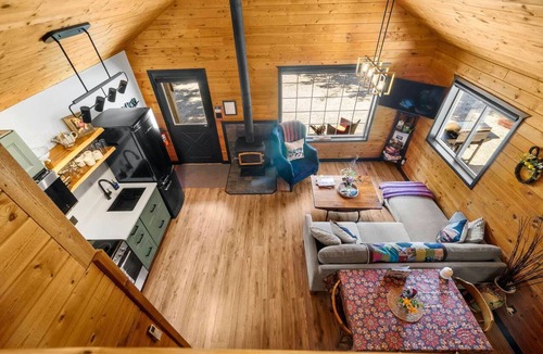 Nakusp Cabin | Polar Bear Cabin # 3.
