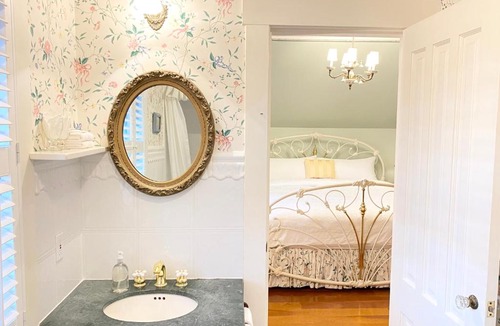 Langley Hotel | Princess and the Pea Hotel