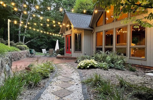 Stuart Ski Chalet | Privacy, Fresh Mountain Air, and Thoughtful Hospitality