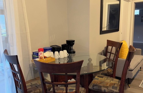 Hatzic House | Private 2-bed+1 Bath suite across Fraser River & with majestic views of Mt Cheam