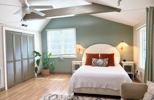 Wilmington Apartment | Private Peaceful Studio Guest House by the Intracoastal Waterway