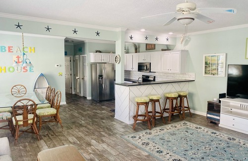 Garden City House | -PRIVATE POOL-1 BLK TO BEACH-OUTDOOR DINING/KITCHEN-PET & FAMILY FRIENDLY!