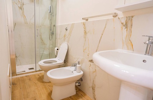 Termini Imerese House | Private room with bathroom