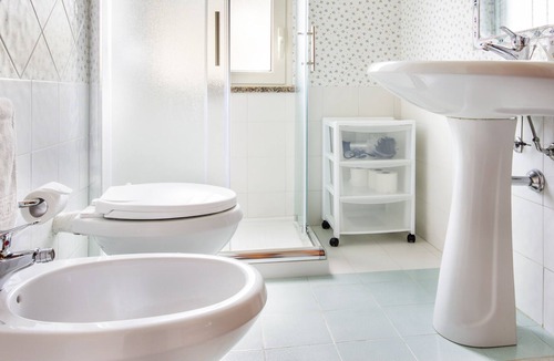 Piana Calzata Apartment | Quadruple room via s.cipolla 5 ground floor