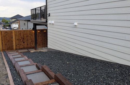 East Kootenay Apartment | Quiet and cozy studio in a newly built home, with a secluded private patio!