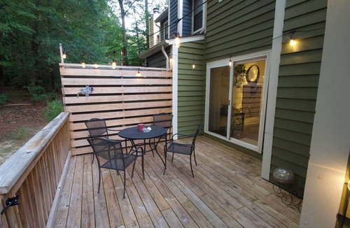 Durham House | Quiet Nature-Backed 2BR Townhome Near Duke, RTP & Downtown Durham