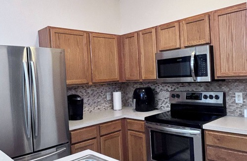 Steele Creek House | Quiet & peaceful retreat, close to popular Charlotte attractions.