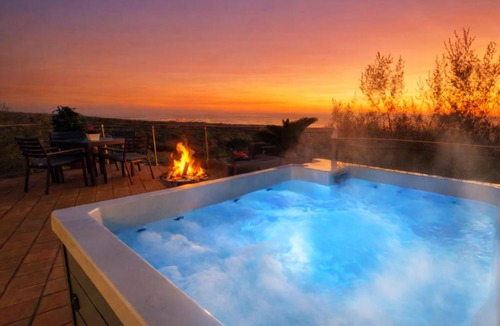Ragalna Apartment | Rahal Etna Luxury- Infinity Pool & Private jacuzzi
