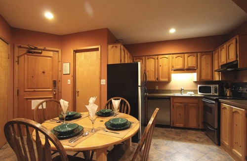 Whistler Village Condo | Rainbow Suites by Whistler Retreats
