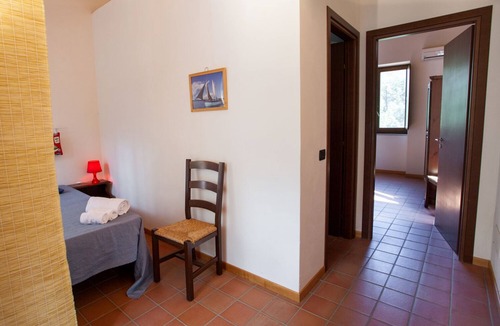 Mirto House | Relaxing farmhouse with pool 4km from the sea in Capo d'Orlando: Casa del Gelso