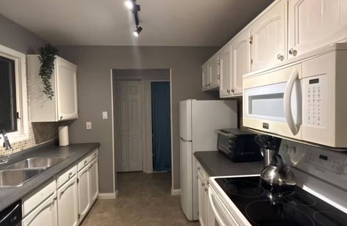 Winnipeg House | RelaxInn Home