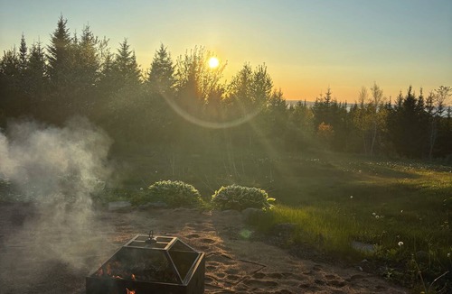 Glenmont House | Reset by the Bay | Fire Pit Hiking Ocean Views