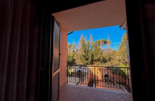 Lido dei Pini House | RESIDENZA I GIRASOLI - Spacious private house near the sea, quiet residential area - Lido dei Pini ANZIO