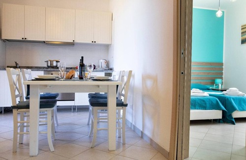Castellammare del Golfo Ski Chalet | RIVA SEA APARTMENTS