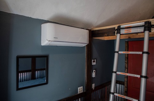 Saluda Cottage | Riverfront tiny home w/outdoor firepit. Walk to waterfalls and go flyfishing!
