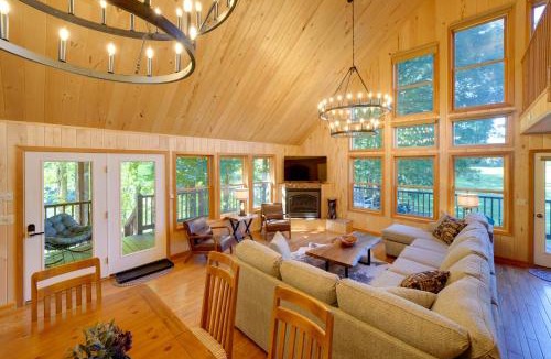 Edray House | Riverfront West Virginia Cabin w/Screened-In Deck