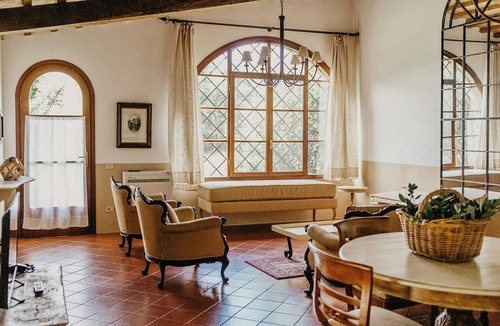 Bibbona Apartment | Romantic retreat in the woods of Magona