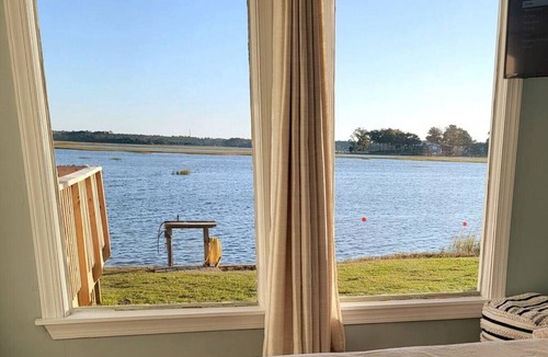 Cedar Point House | Romantic Waterfront home with hottub, kayak, jon boat and relaxation.