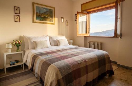 Fiuggi Apartment | Romantico Appartamento con Vista Mozzafiato Perfetto per 2 Persone