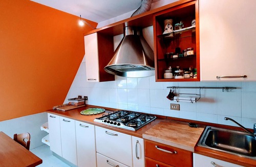 Zona XIX Casal Morena House | Room "A Splendid Room in Wonderful Rome" with Private Terrace, Wi-Fi, and Air Conditioning