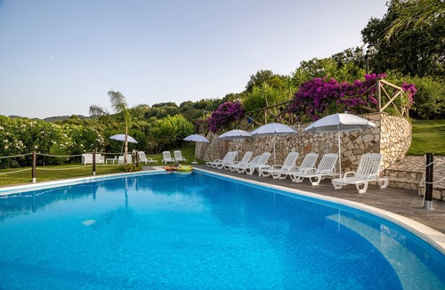 Sant'Angelo di Brolo Apartment | Room 'Ghiro' with Mountain View, Wi-Fi and Air Conditioning
