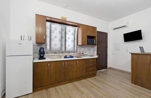 San Vito Lo Capo Apartment | Room 'La Rocca 4' with Private Terrace, Wi-Fi and Air Conditioning