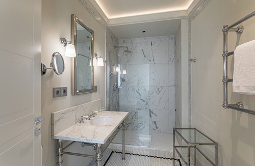 Rione III Colonna House | Room Mate Gran Filippo II, Roma – Fontana Di Trevi
