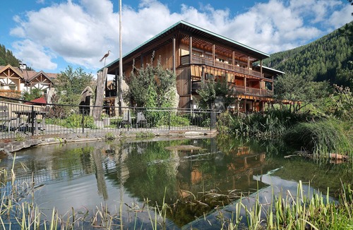 Rio Bianco Apartment | Room 'Naturidyll Mitterbach 3' with Mountain View, Shared Garden and Wi-Fi