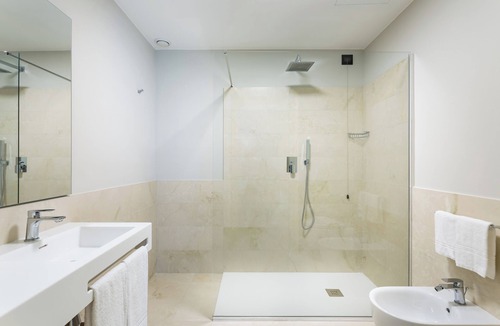 Trapani City Centre Hotel | Room of Andrea