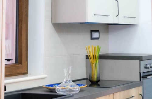 Mazzarino Apartment | Room 'Stanza Del Grano' with Shared Terrace, Wi-Fi and Air Conditioning