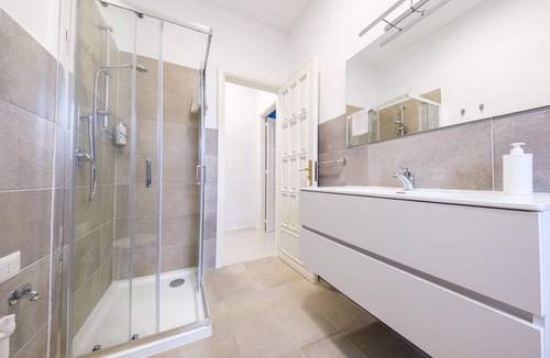 Pace del Mela Apartment | Room 'Stromboli' with Sea View, Wi-Fi and Air Conditioning