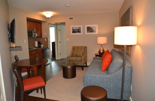 Yaletown Apartment | Rosedale Condominiums