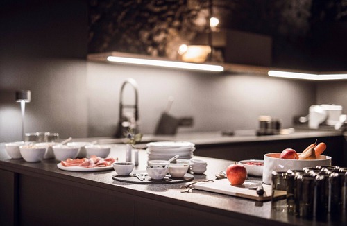 Rasun di Sopra Apartment | Rousa Little Guesthouse Cosy Plus – Breakfast Included!